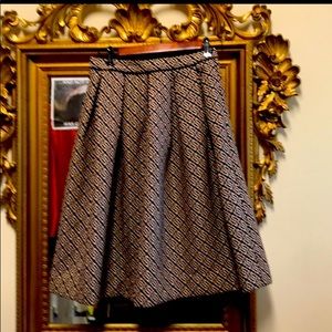 Pleated midi skirt EUC